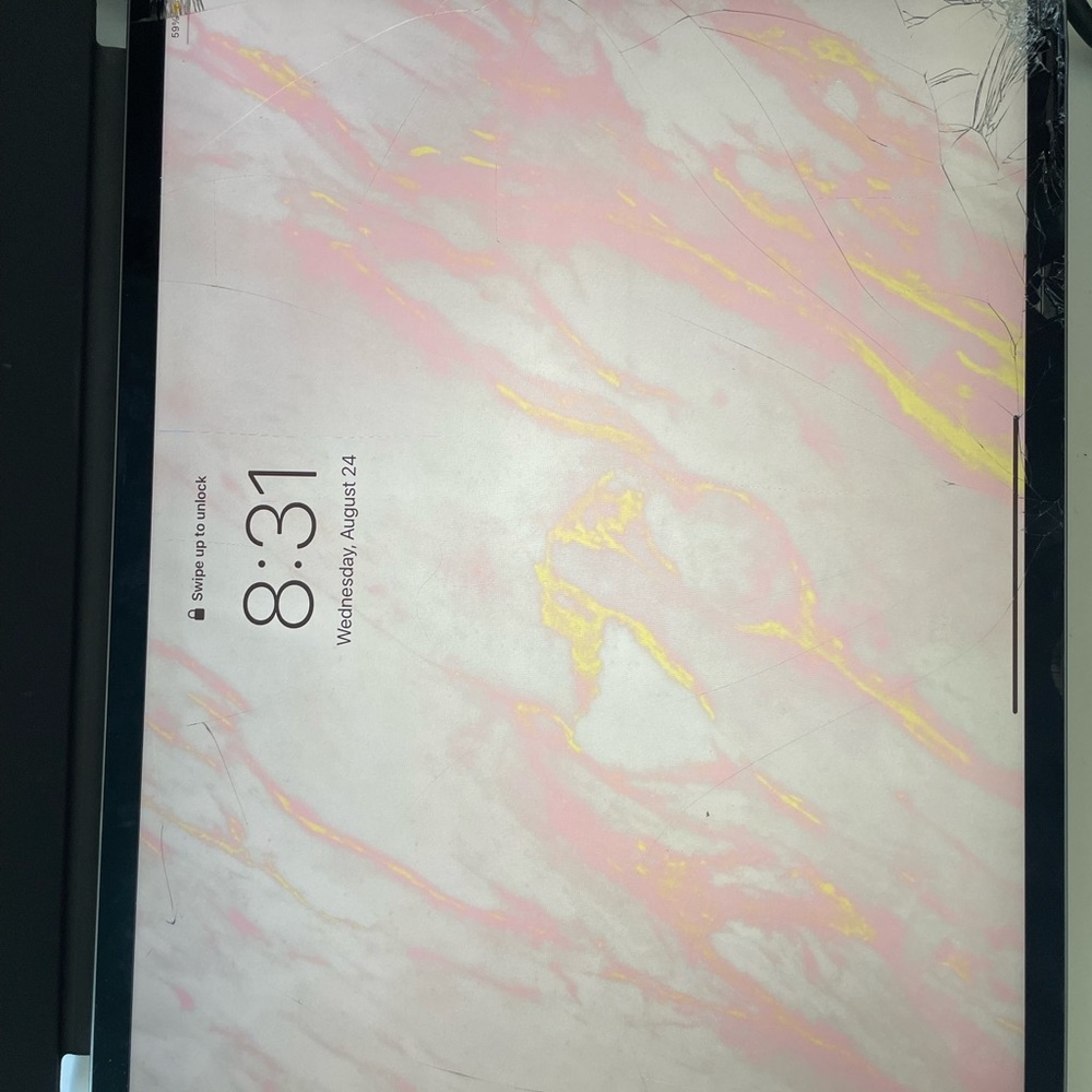 IPad Pro with Standing and adjustable magnetic keyboard case